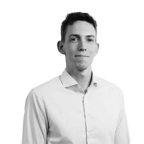 Simon_Pedersen_square_bw_500x500px